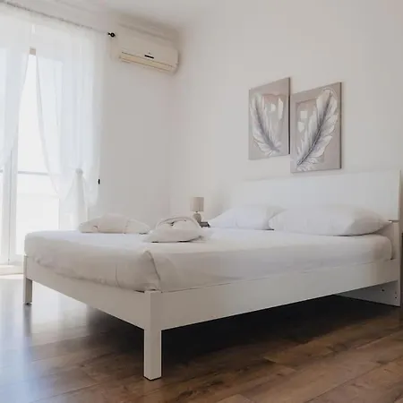 San Giovanni Liliana *