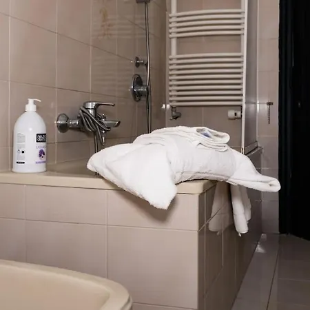 San Giovanni Liliana *